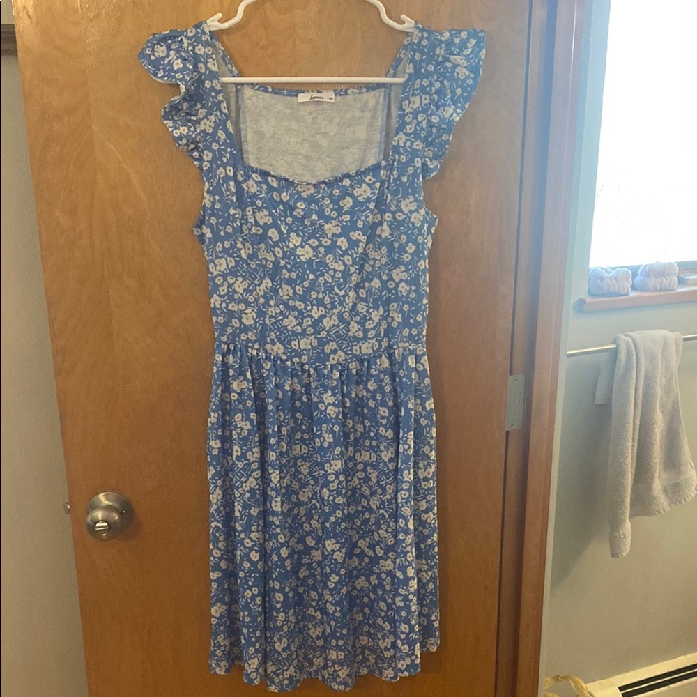 Blue Floral Ruffle Sleeve Dress